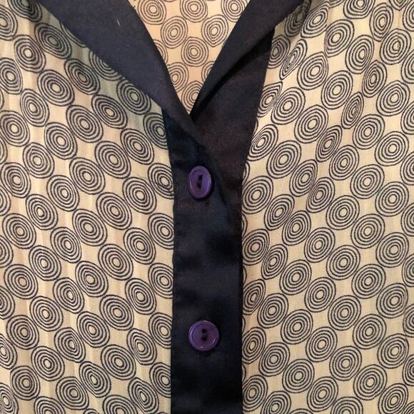 Papaya Blue Medallion Plisse Print Button Front Sheer Blouse Small - Picture 5 of 5